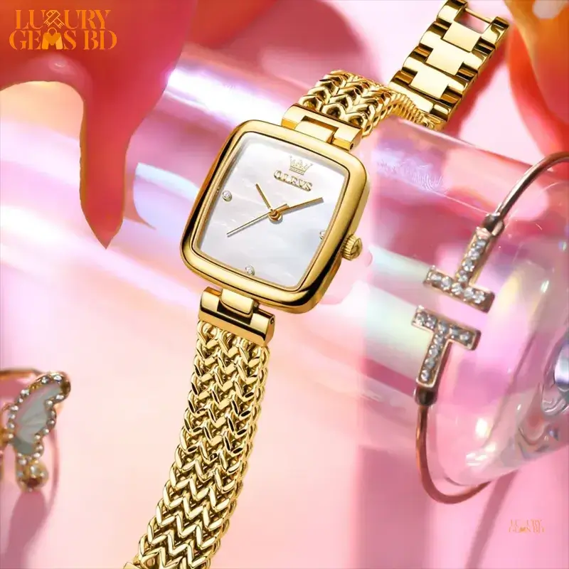 White Fashionabe Watch With Bracelet